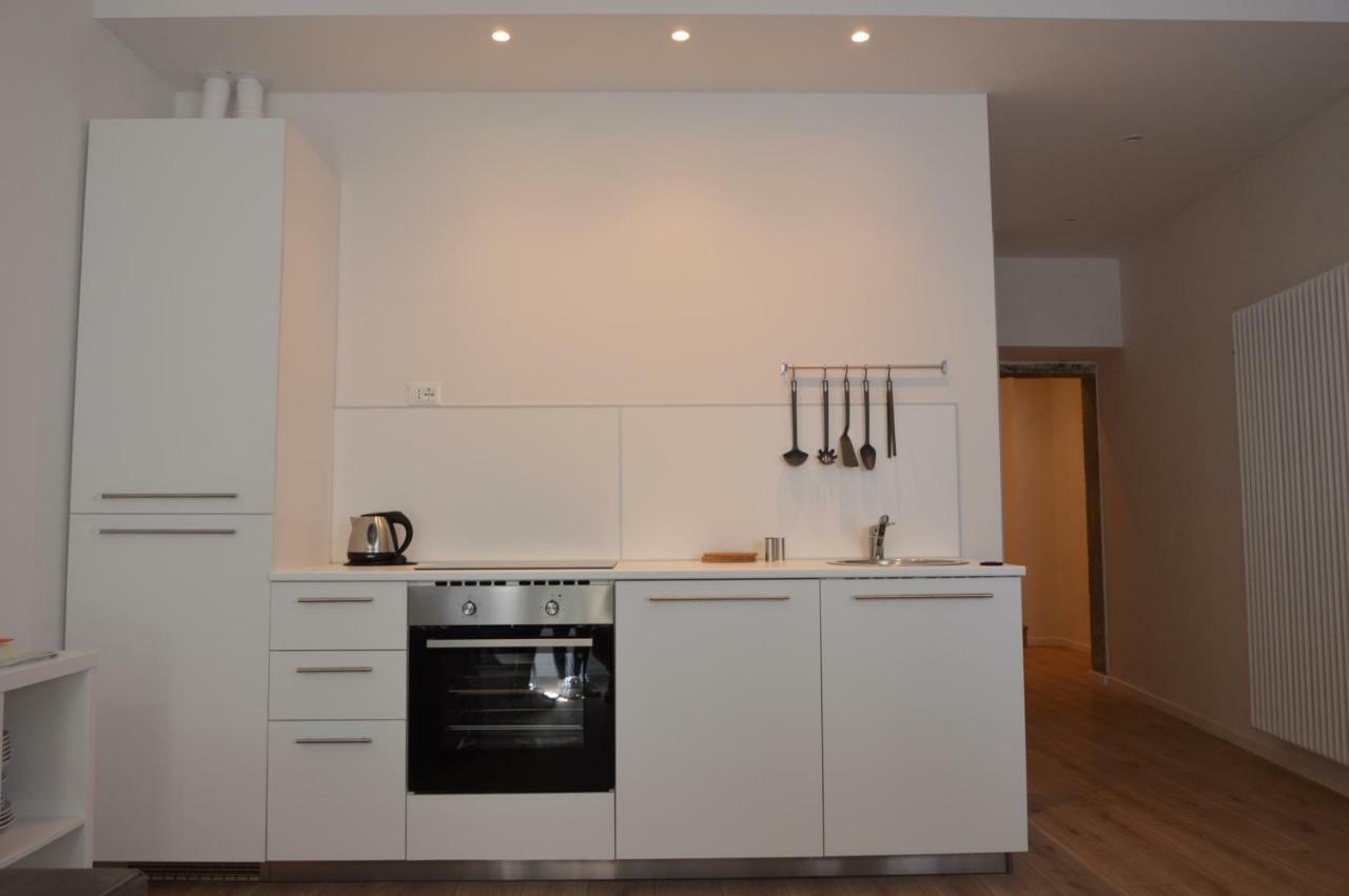 Appartamento Sunrise - Centro Storico N1 Riva del Garda Luaran gambar